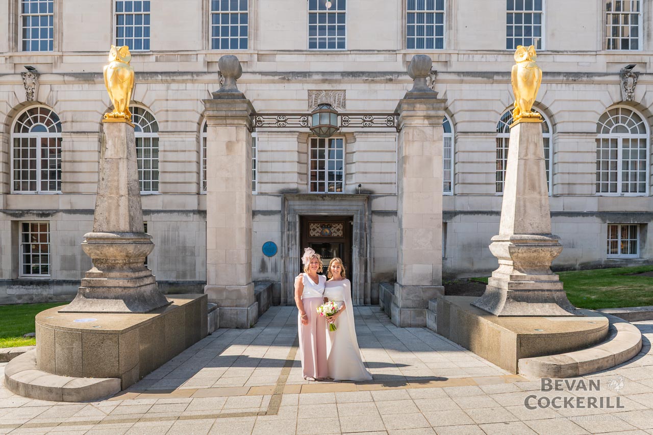 Civic-Hall-Wedding-Photography-by-Bevan-Cockerill-30