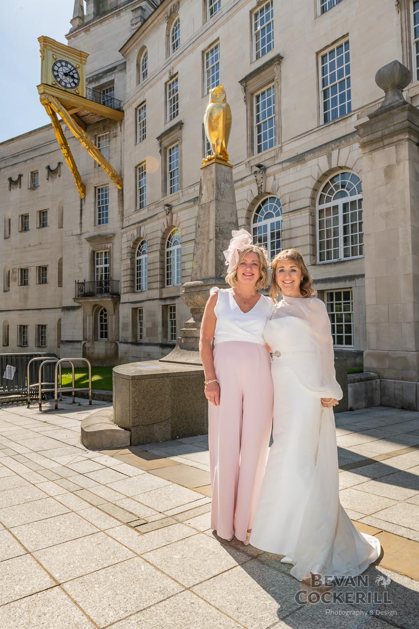Civic-Hall-Wedding-Photography-by-Bevan-Cockerill-31
