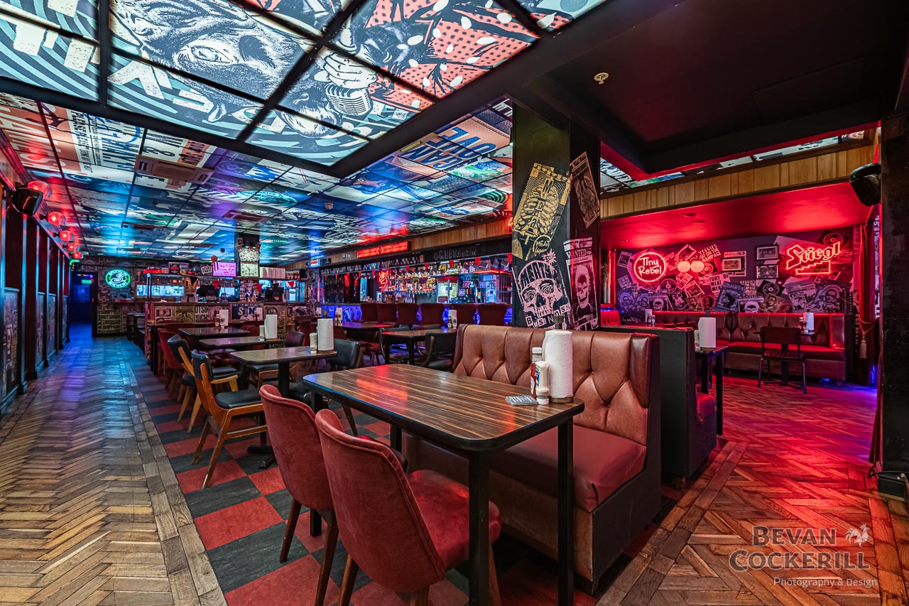 Restaurant-Interior-Photography-by-Bevan-Cockerill-MEATliquor-13