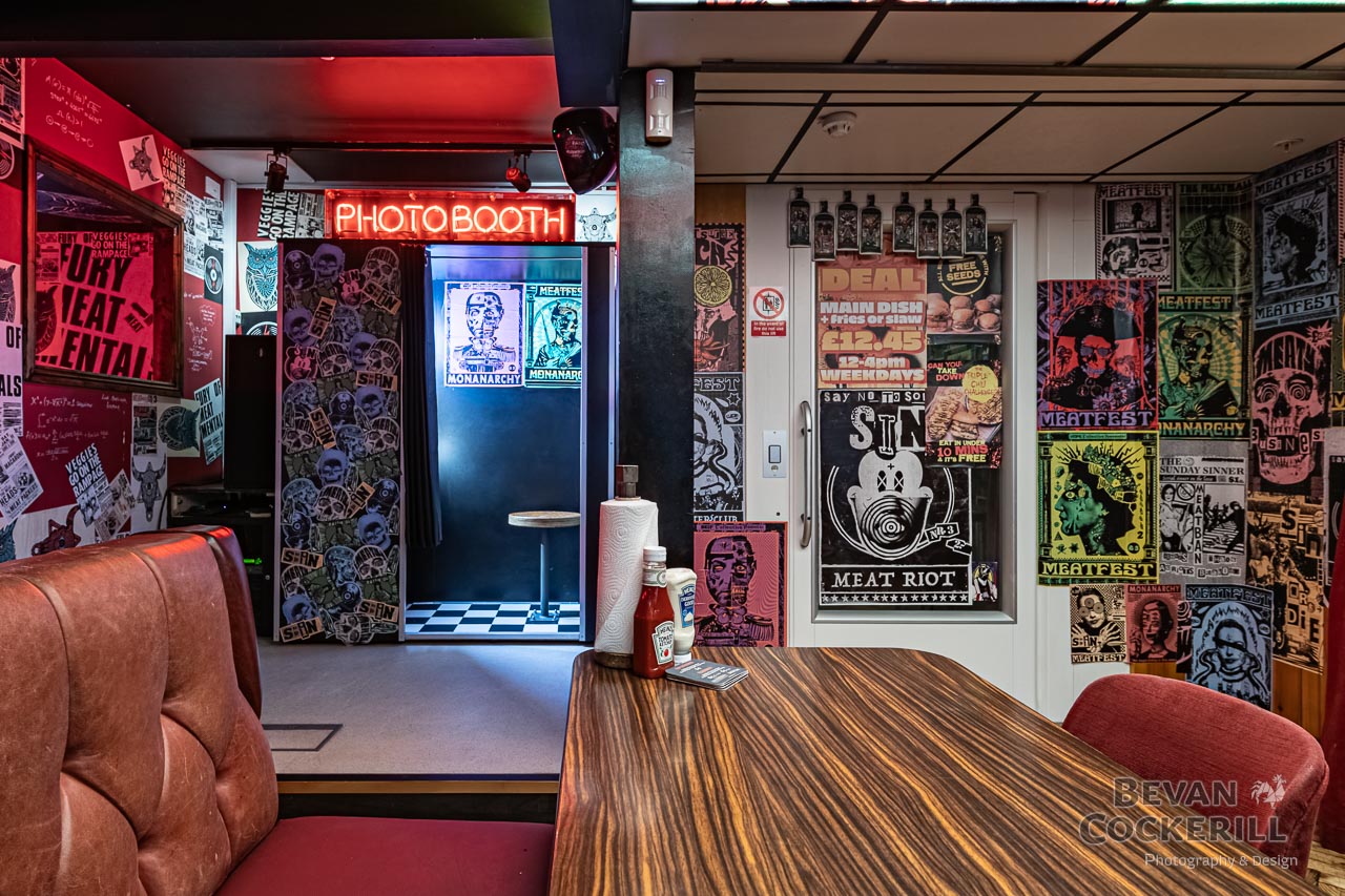 Restaurant-Interior-Photography-by-Bevan-Cockerill-MEATliquor-19