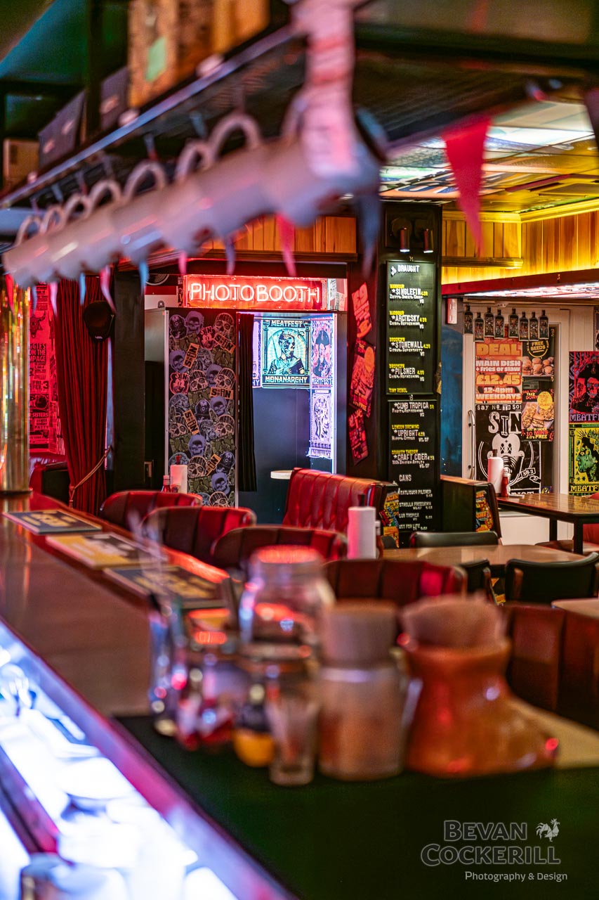 Restaurant-Interior-Photography-by-Bevan-Cockerill-MEATliquor-35