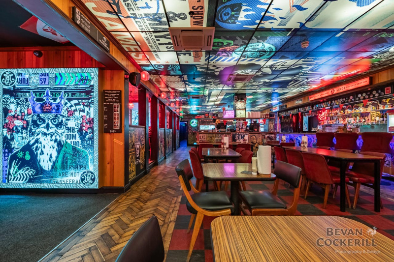 Restaurant-Interior-Photography-by-Bevan-Cockerill-MEATliquor-11