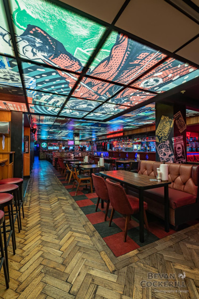 Restaurant-Interior-Photography-by-Bevan-Cockerill-MEATliquor-14