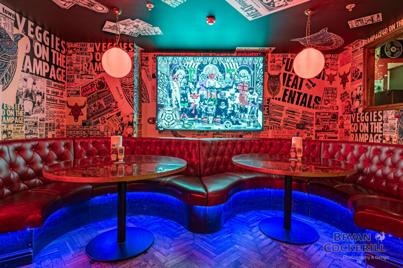 Restaurant-Interior-Photography-by-Bevan-Cockerill-MEATliquor-26