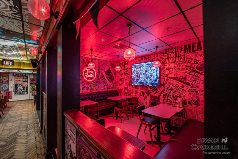 Restaurant-Interior-Photography-by-Bevan-Cockerill-MEATliquor-37