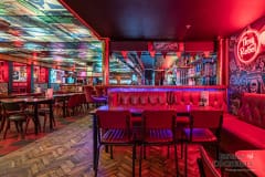 Restaurant-Interior-Photography-by-Bevan-Cockerill-MEATliquor-27