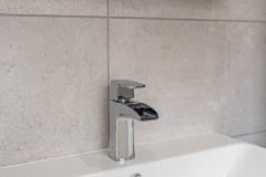 North-Leeds-Bathroom-with-Feature-Wall-25
