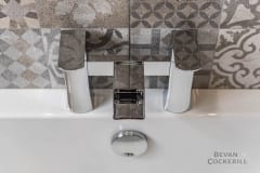 North-Leeds-Bathroom-with-Feature-Wall-5