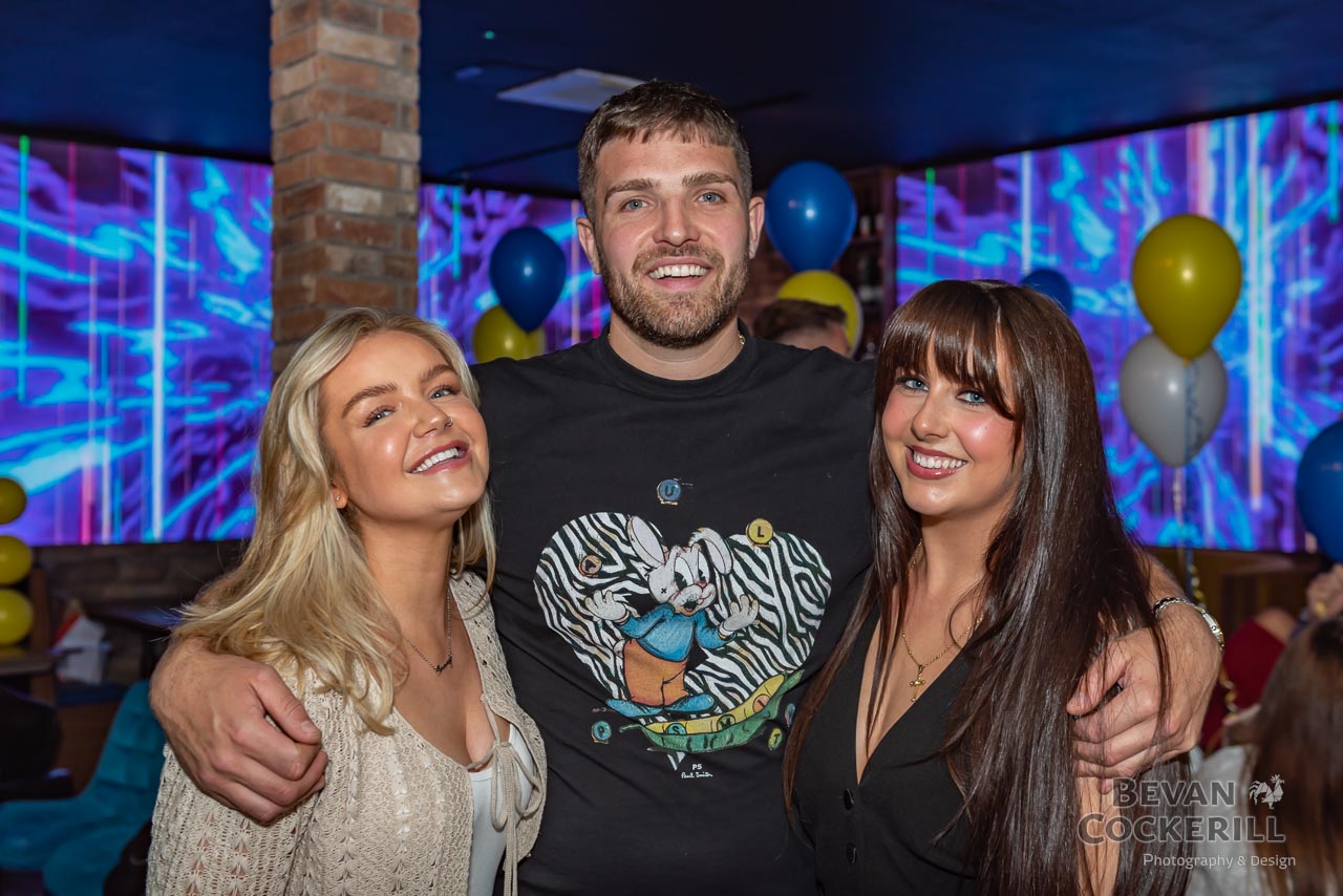 21st-Birthday-Party-Photography-by-Bevan-Cockerill-37