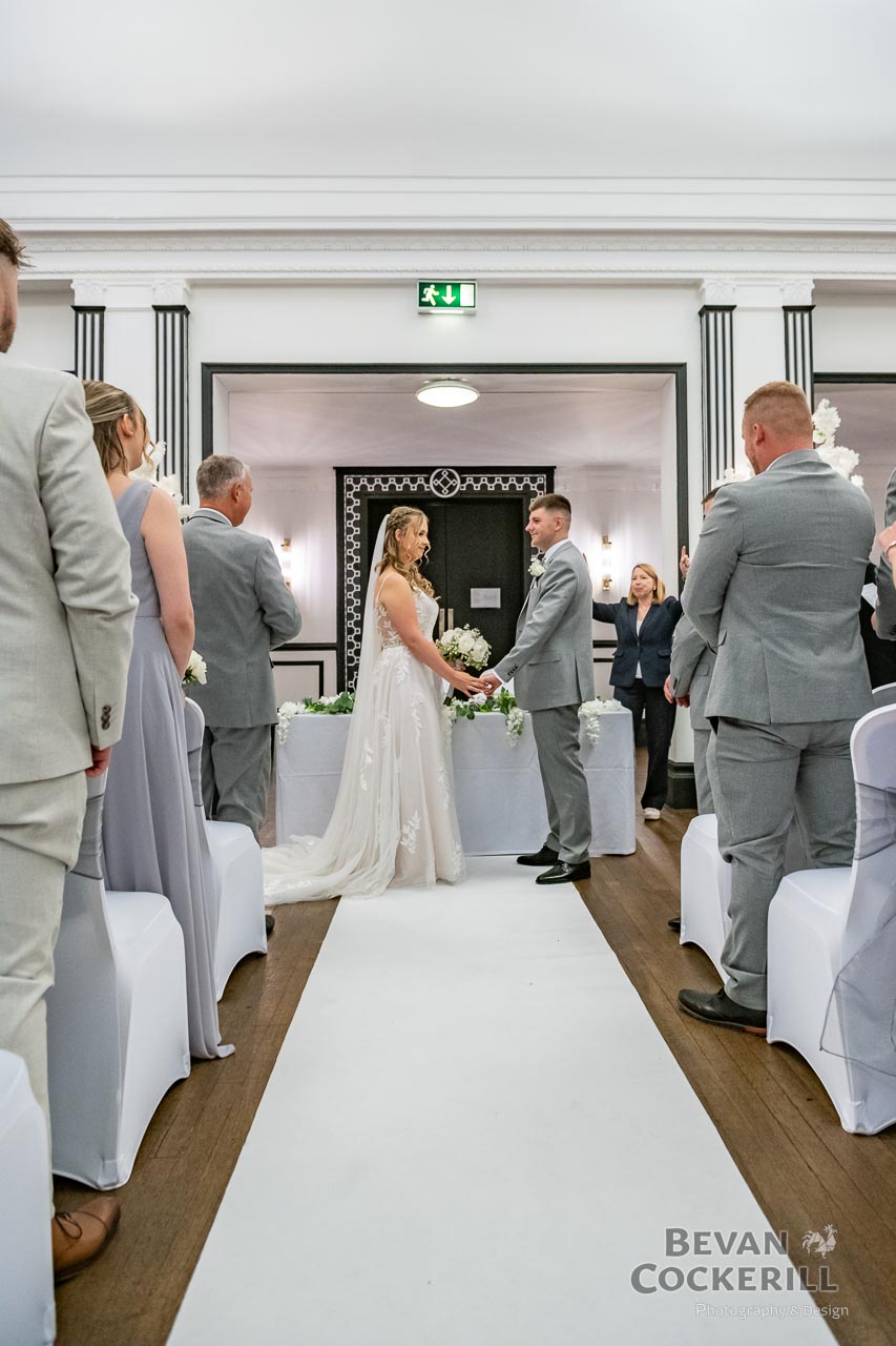 Queens-Hotel-Wedding-Photos-by-Bevan-Cockerill-116