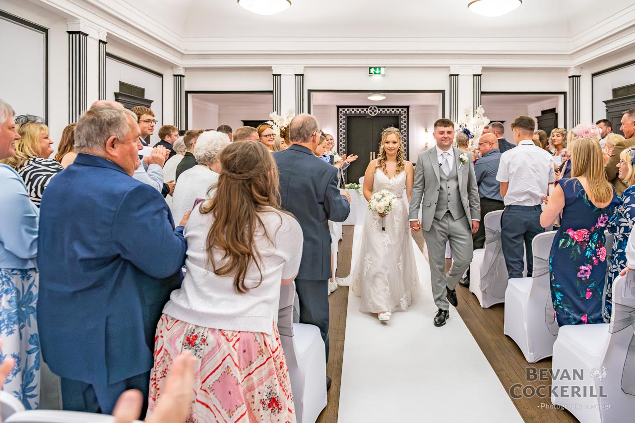 Queens-Hotel-Wedding-Photos-by-Bevan-Cockerill-119