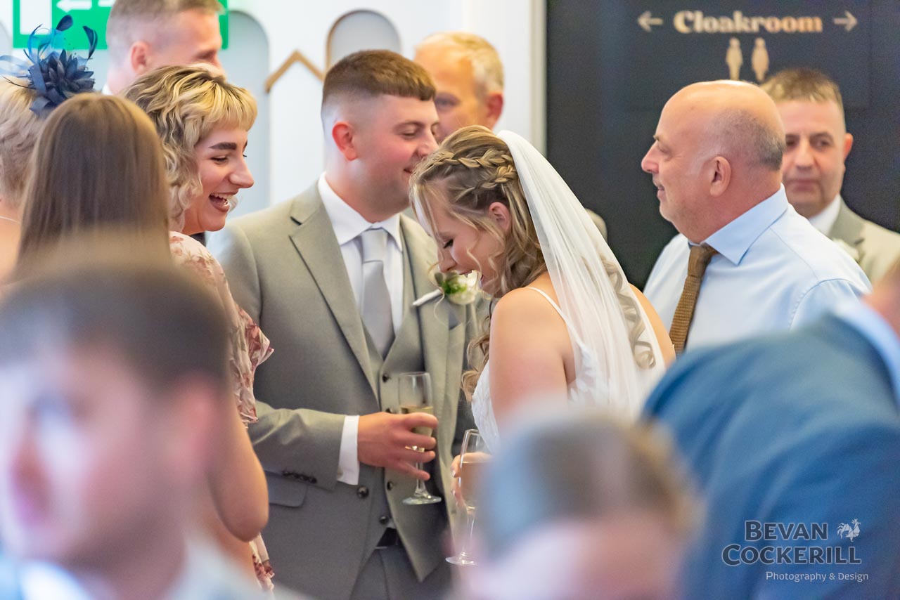 Queens-Hotel-Wedding-Photos-by-Bevan-Cockerill-134