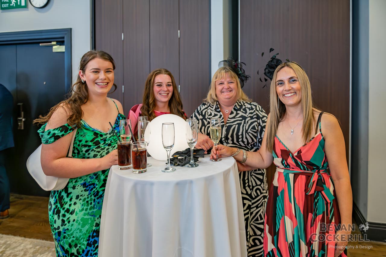 Queens-Hotel-Wedding-Photos-by-Bevan-Cockerill-173