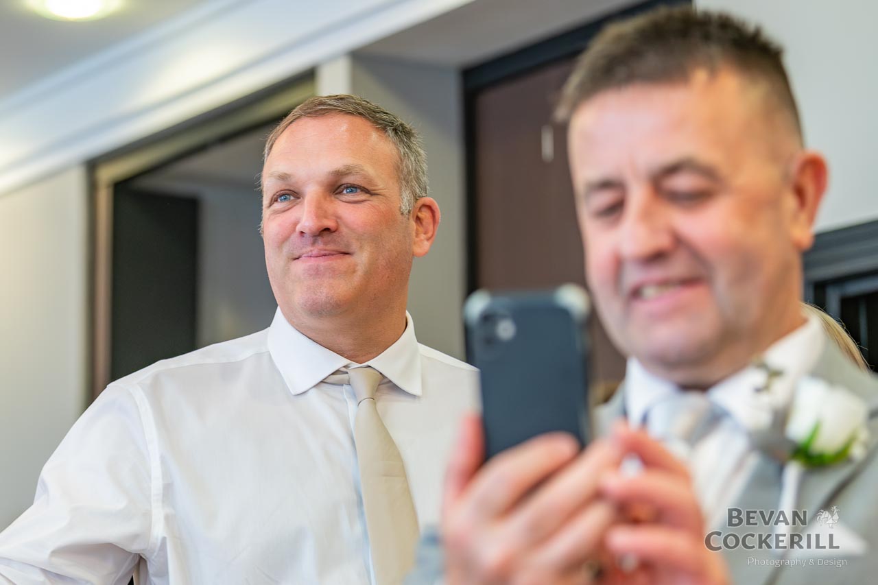 Queens-Hotel-Wedding-Photos-by-Bevan-Cockerill-200