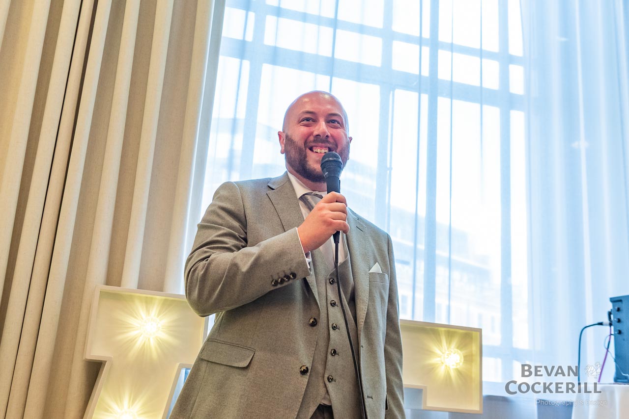 Queens-Hotel-Wedding-Photos-by-Bevan-Cockerill-208