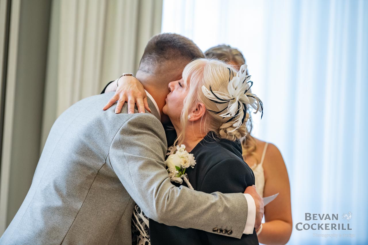 Queens-Hotel-Wedding-Photos-by-Bevan-Cockerill-230