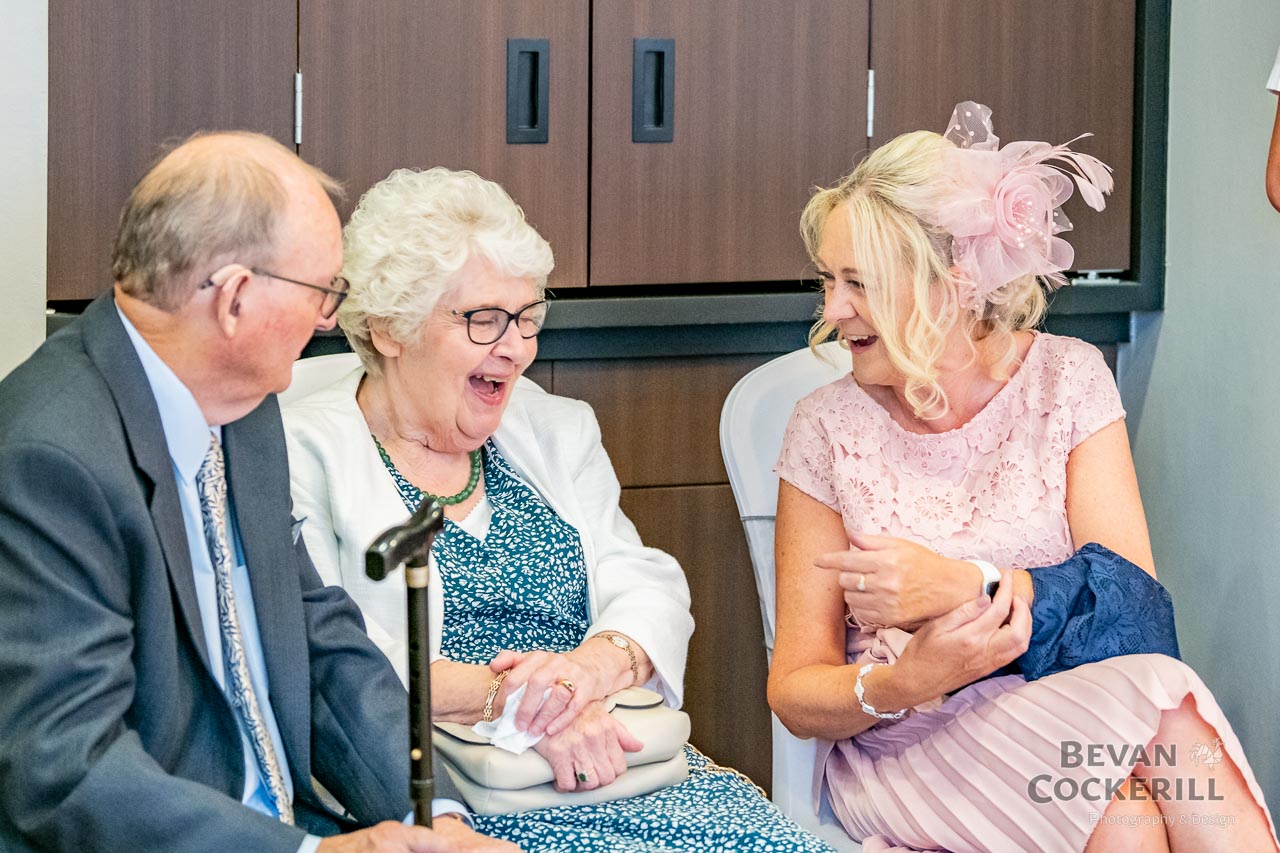 Queens-Hotel-Wedding-Photos-by-Bevan-Cockerill-248