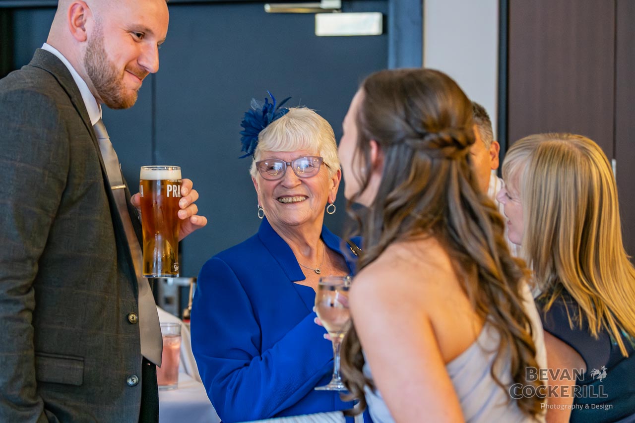 Queens-Hotel-Wedding-Photos-by-Bevan-Cockerill-259