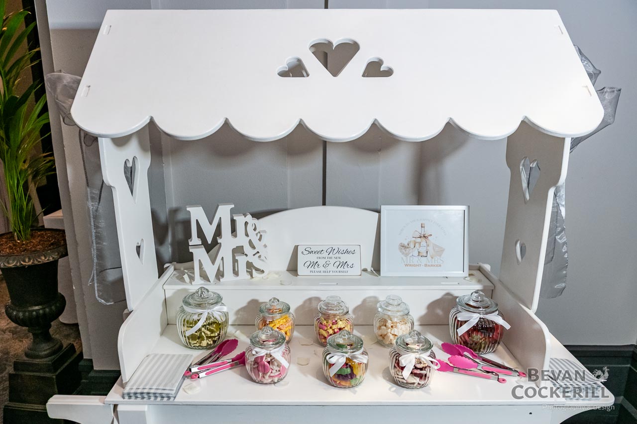 Queens-Hotel-Wedding-Photos-by-Bevan-Cockerill-316