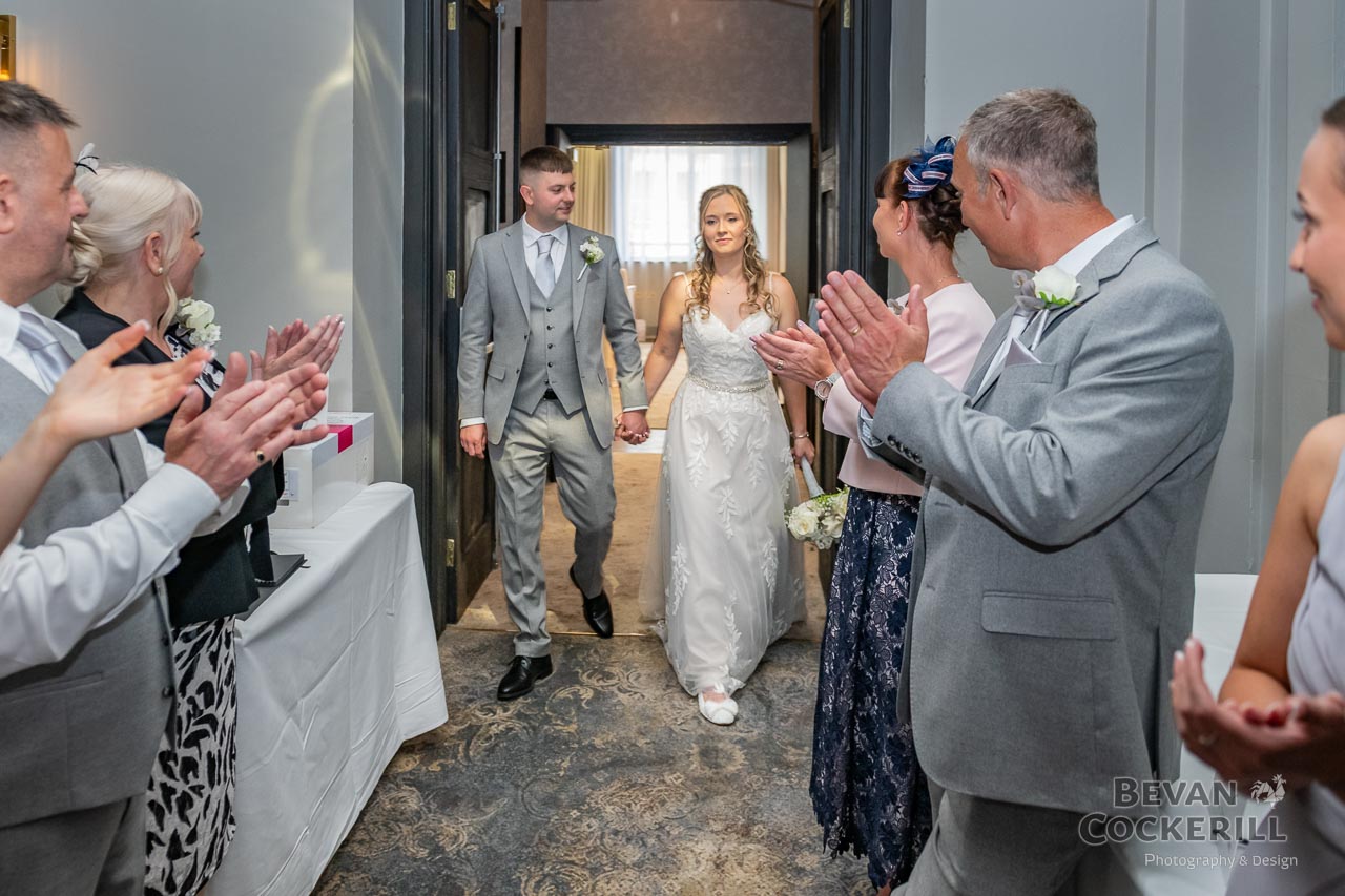Queens-Hotel-Wedding-Photos-by-Bevan-Cockerill-319