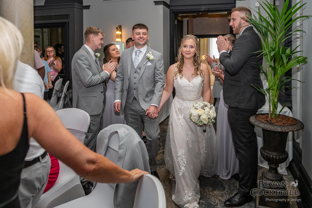 Queens-Hotel-Wedding-Photos-by-Bevan-Cockerill-320