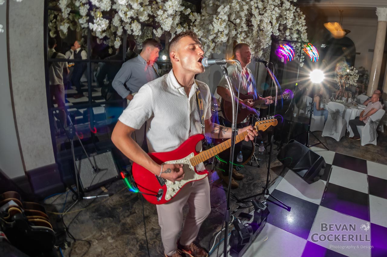 Queens-Hotel-Wedding-Photos-by-Bevan-Cockerill-349