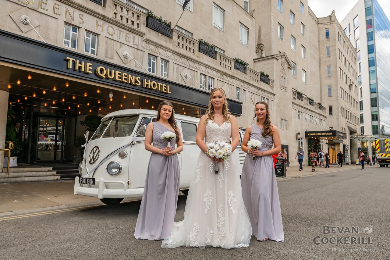 Queens-Hotel-Wedding-Photos-by-Bevan-Cockerill-41