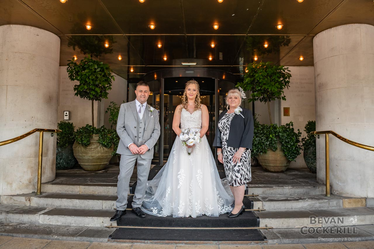 Queens-Hotel-Wedding-Photos-by-Bevan-Cockerill-43
