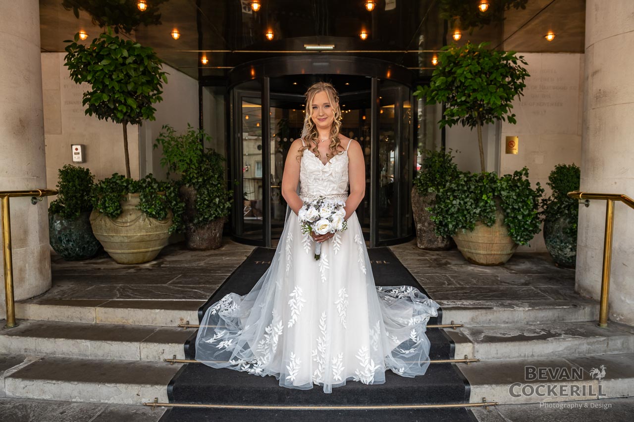Queens-Hotel-Wedding-Photos-by-Bevan-Cockerill-49