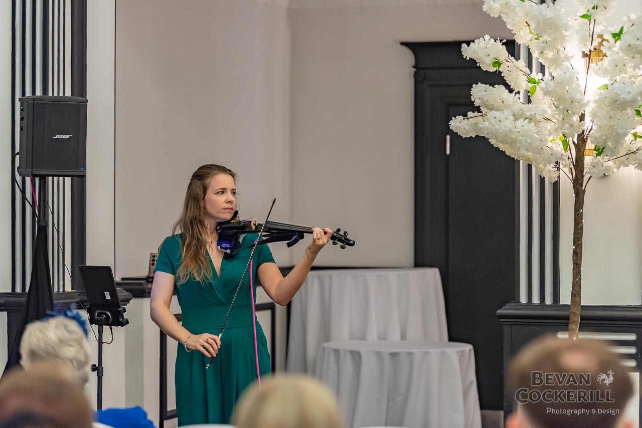 Queens-Hotel-Wedding-Photos-by-Bevan-Cockerill-61