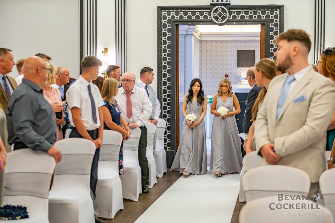 Queens-Hotel-Wedding-Photos-by-Bevan-Cockerill-76
