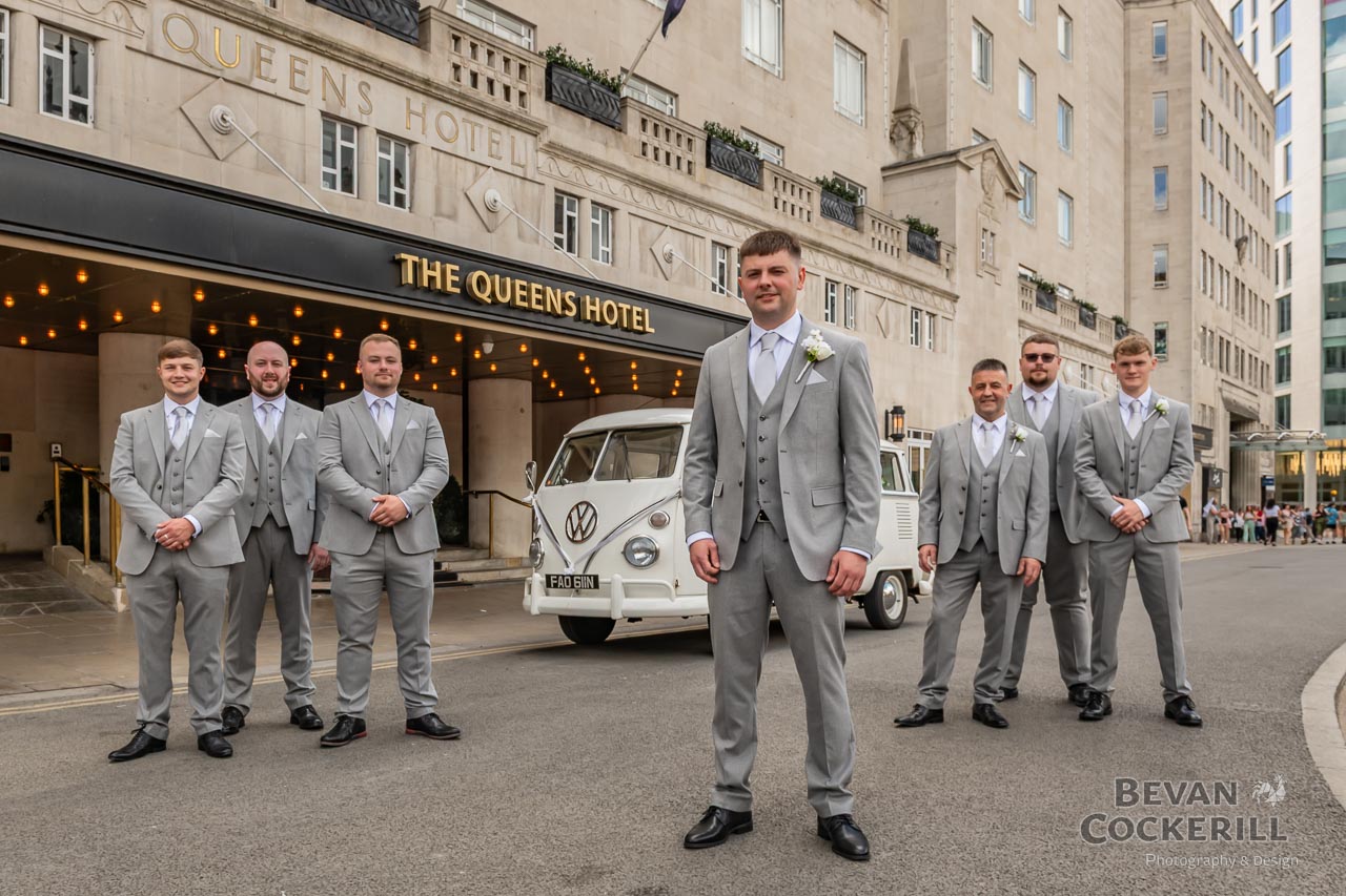 Queens-Hotel-Wedding-Photos-by-Bevan-Cockerill-8