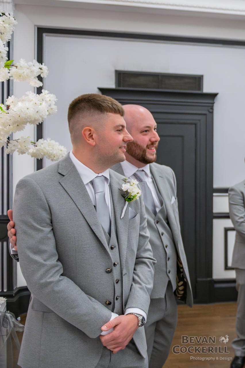 Queens-Hotel-Wedding-Photos-by-Bevan-Cockerill-84