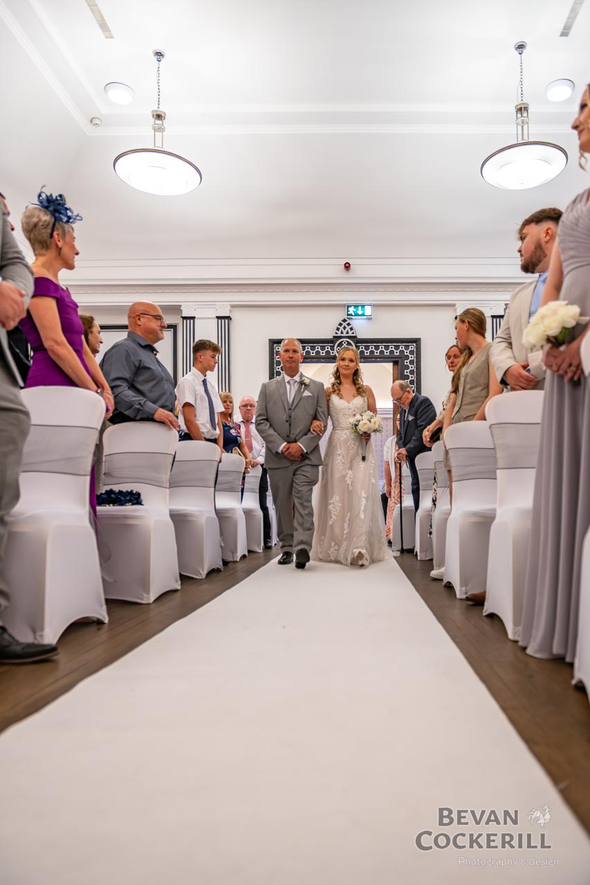 Queens-Hotel-Wedding-Photos-by-Bevan-Cockerill-86