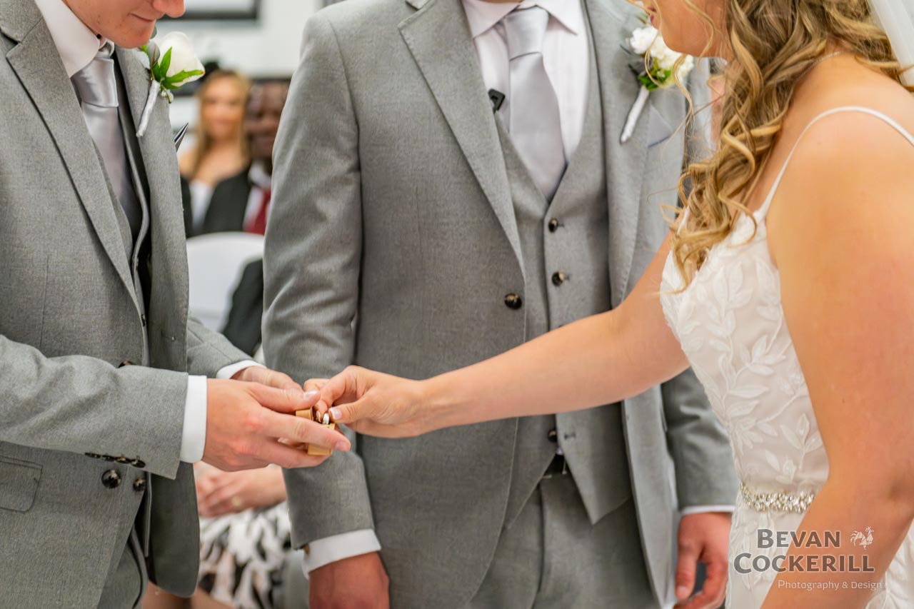 Queens-Hotel-Wedding-Photos-by-Bevan-Cockerill-98
