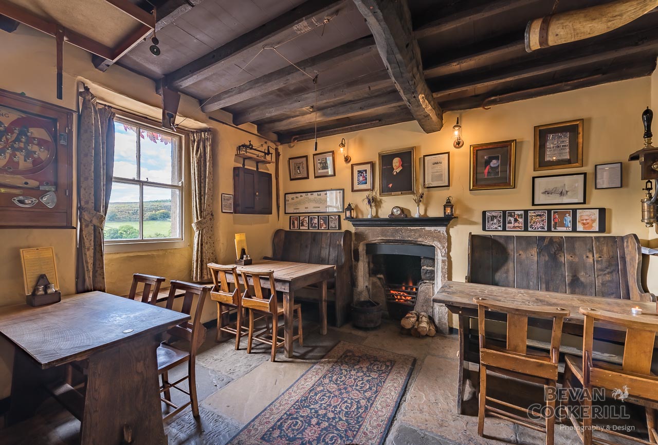Craven-Arms-Sheperds-Huts-Photos-by-Bevan-Cockerill-16