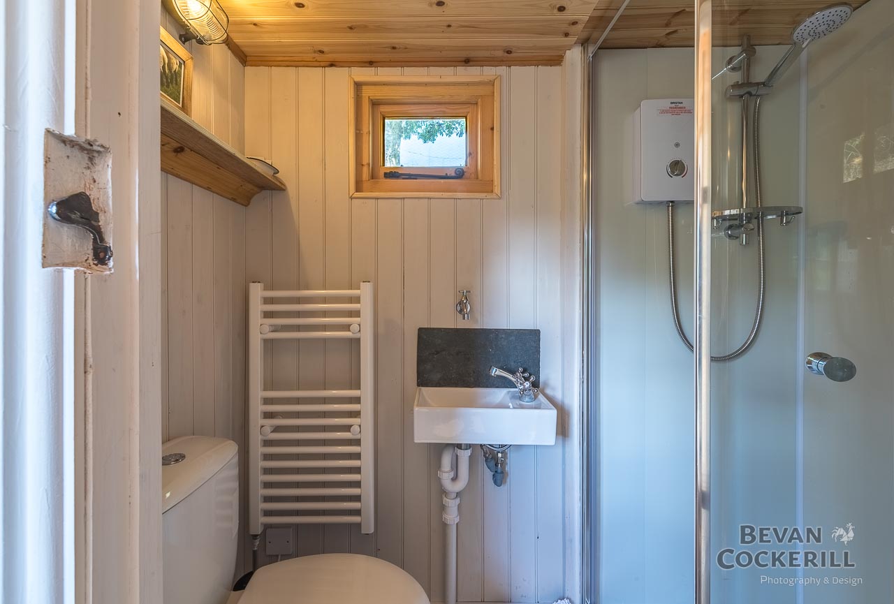 Craven-Arms-Sheperds-Huts-Photos-by-Bevan-Cockerill-45
