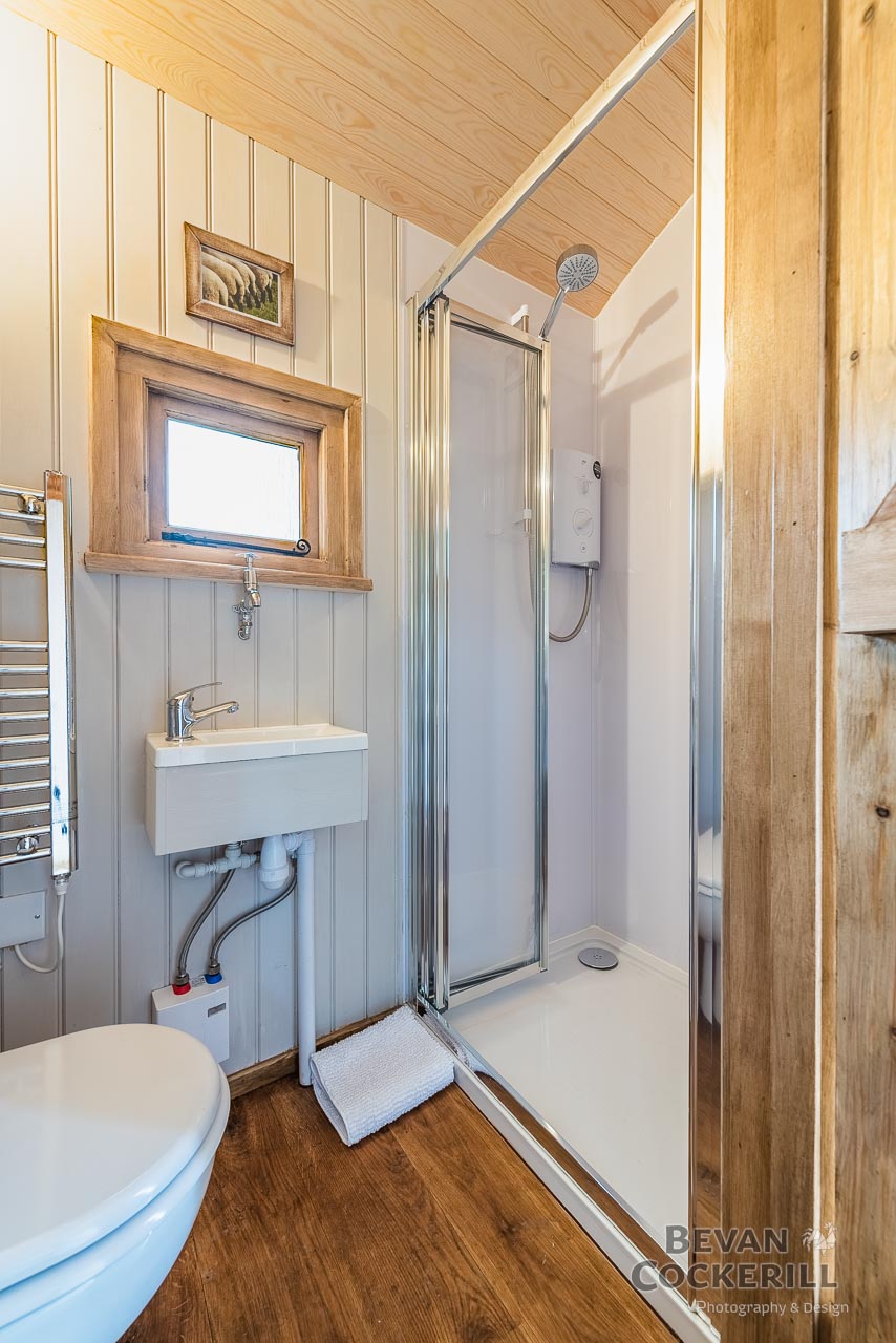 Craven-Arms-Sheperds-Huts-Photos-by-Bevan-Cockerill-47