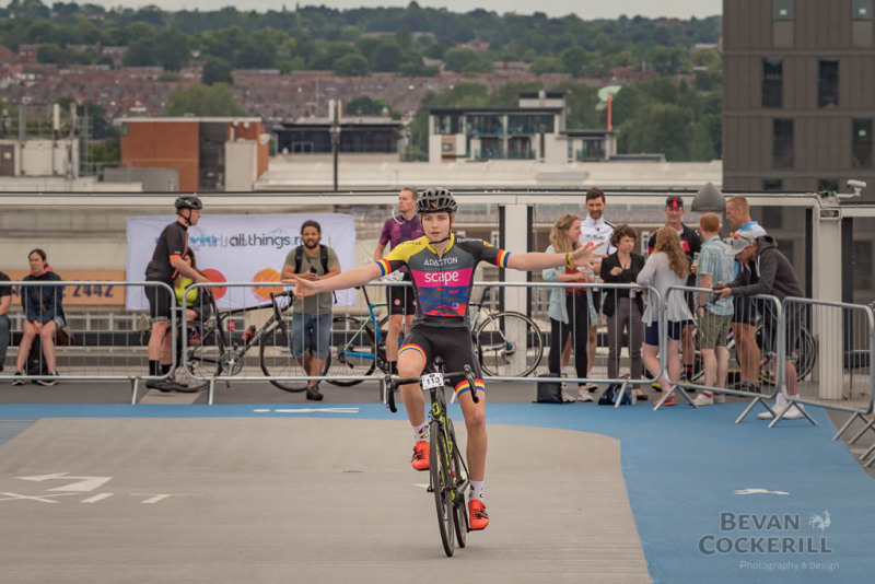Rampage-Bike-Race-at-Victoria-Gate-24