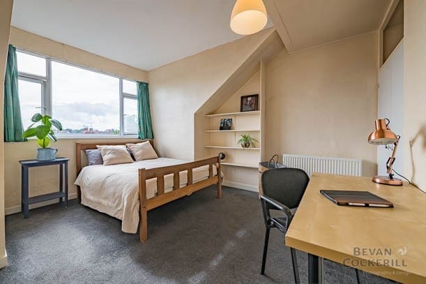 Sense Properties - Student Accommodation Bedroom